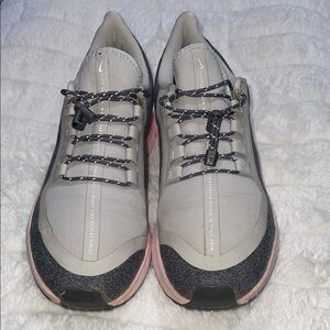 Nike Air Zoom Pegasus 35 Run Shield